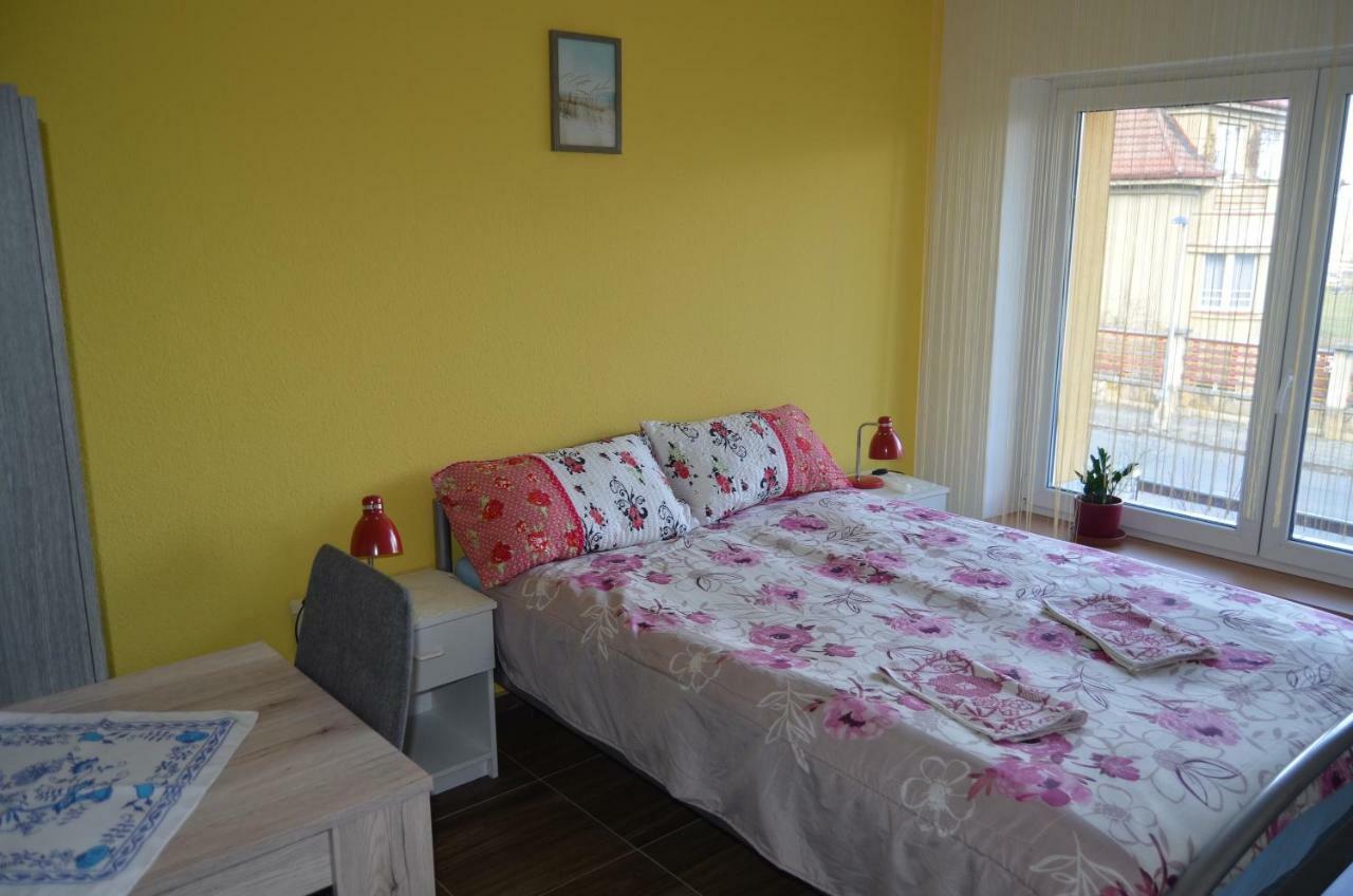 Hotel Rezidence Jiskra à Brandýs nad Labem-Stará Boleslav Extérieur photo